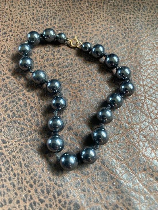 Liz Claiborne dark pearl acorn Necklace and Black Hematite dog tag necklace set - Picture 10 of 11